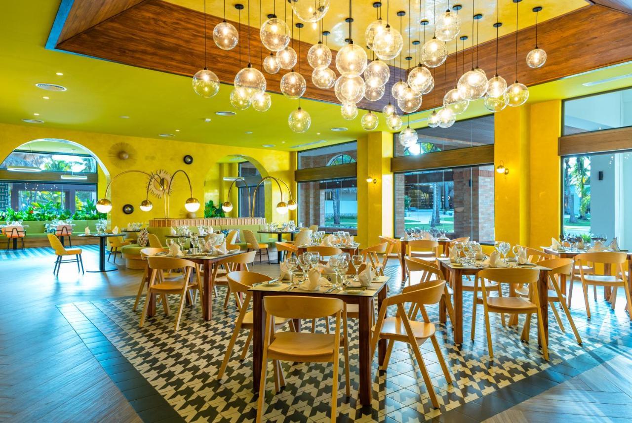Tropical Deluxe Princess Punta Cana Buitenkant foto Restaurant